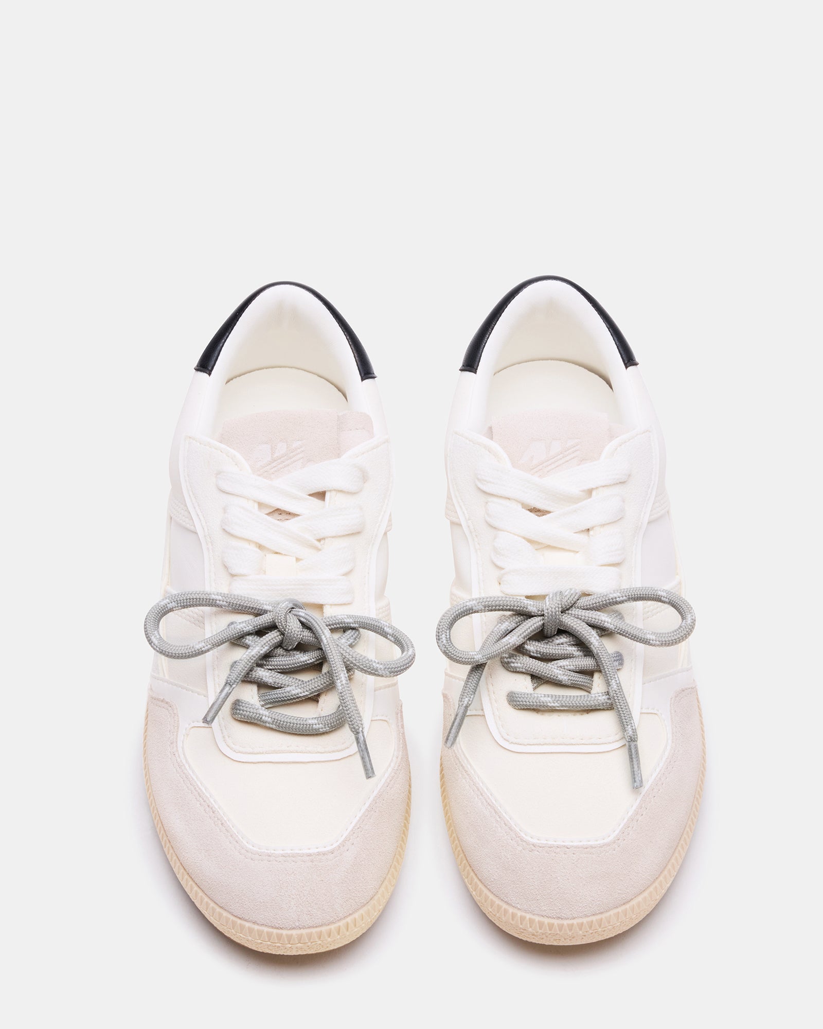 SPORTY WHITE