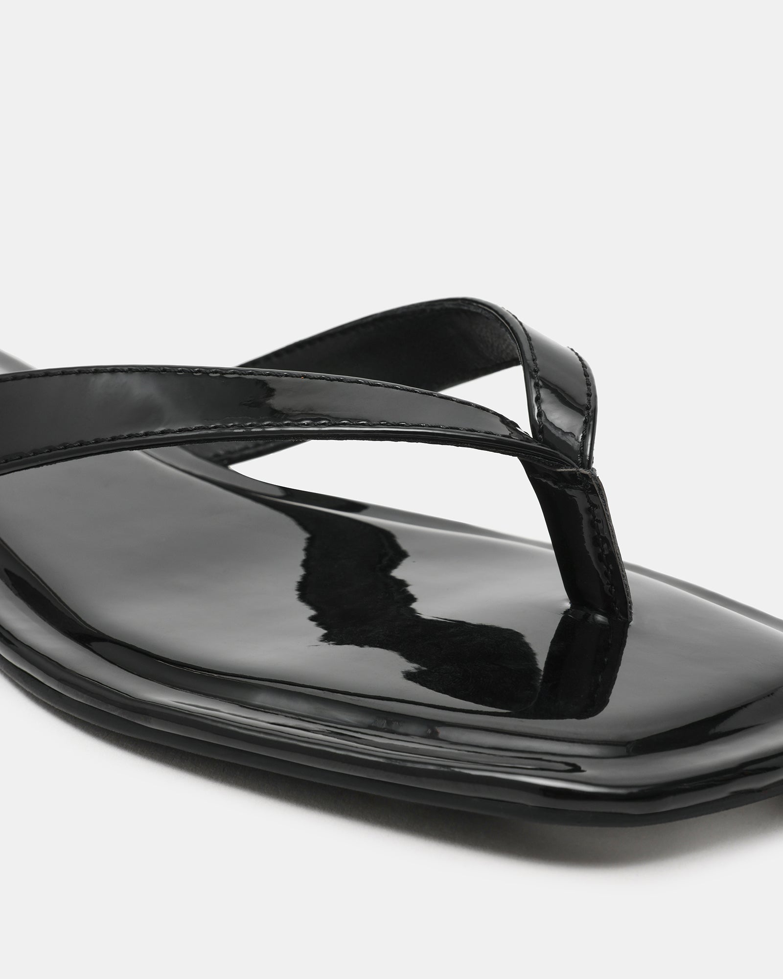TRELLA BLACK PATENT